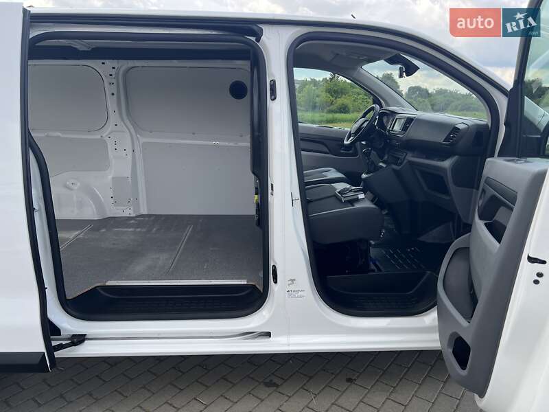 Вантажний фургон Opel Vivaro 2021 в Львові
