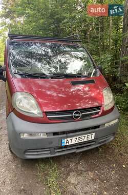 Минивэн Opel Vivaro 2005 в Ивано-Франковске