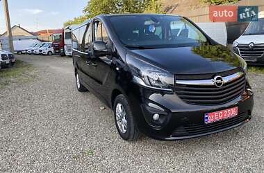 Минивэн Opel Vivaro 2019 в 