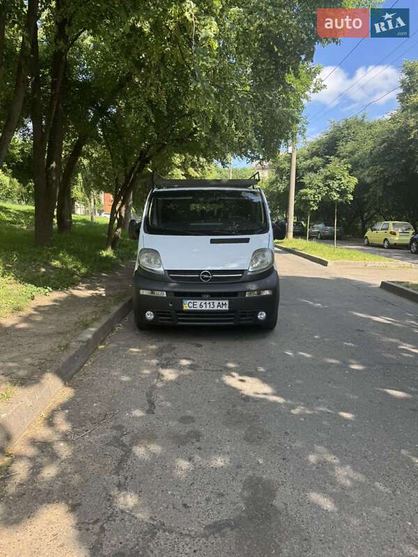 Минивэн Opel Vivaro 2003 в Черновцах
