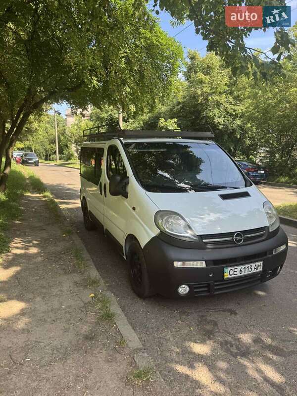 Минивэн Opel Vivaro 2003 в Черновцах