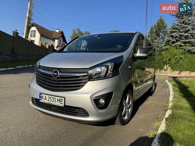 Минивэн Opel Vivaro 2018 в Киеве фото 5 Минивэн Opel Vivaro 2018 в Киеве