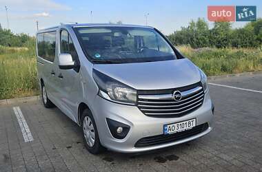 Минивэн Opel Vivaro 2015 в Чопе