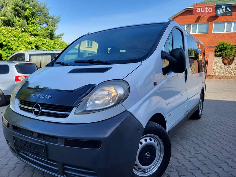 Мінівен Opel Vivaro 2002 в Хмельницькому