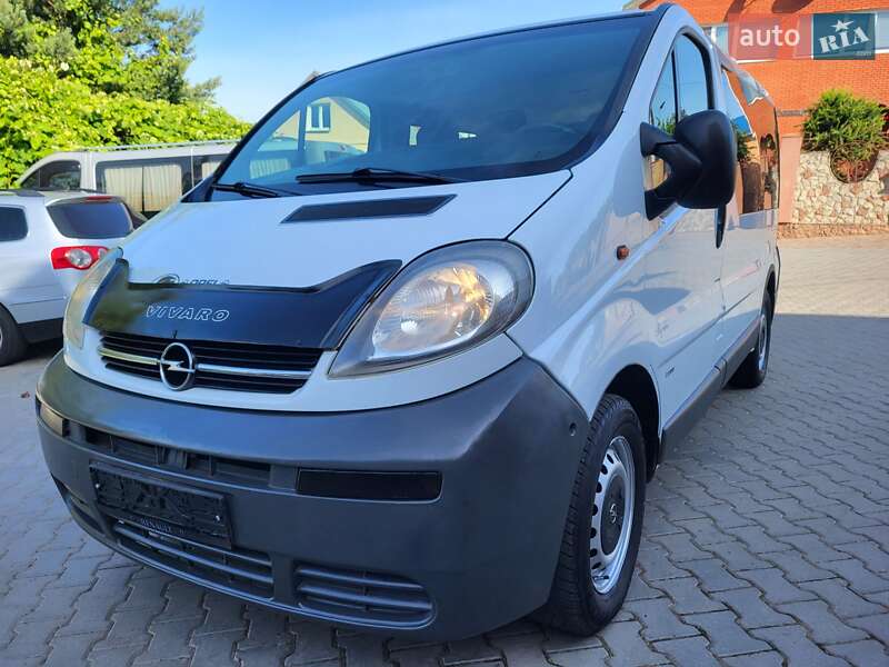 Мінівен Opel Vivaro 2002 в Хмельницькому