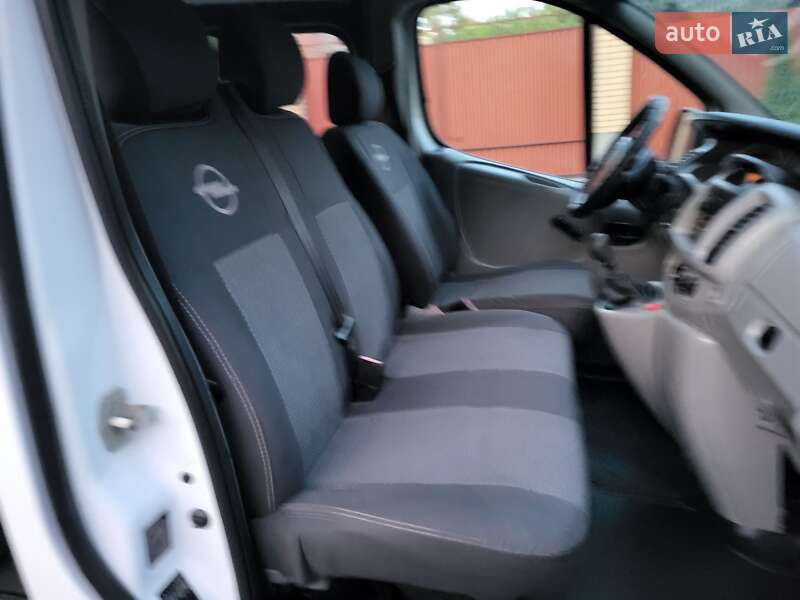 Мінівен Opel Vivaro 2002 в Хмельницькому