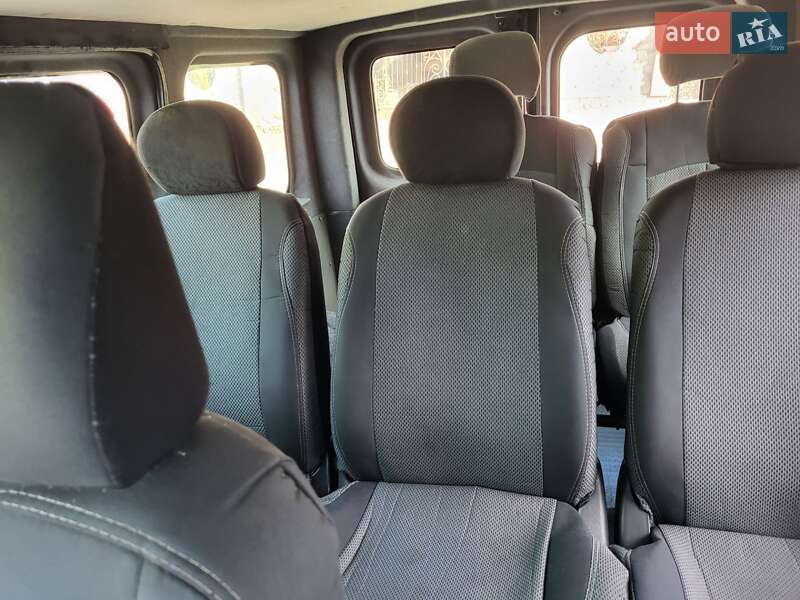 Мінівен Opel Vivaro 2002 в Хмельницькому