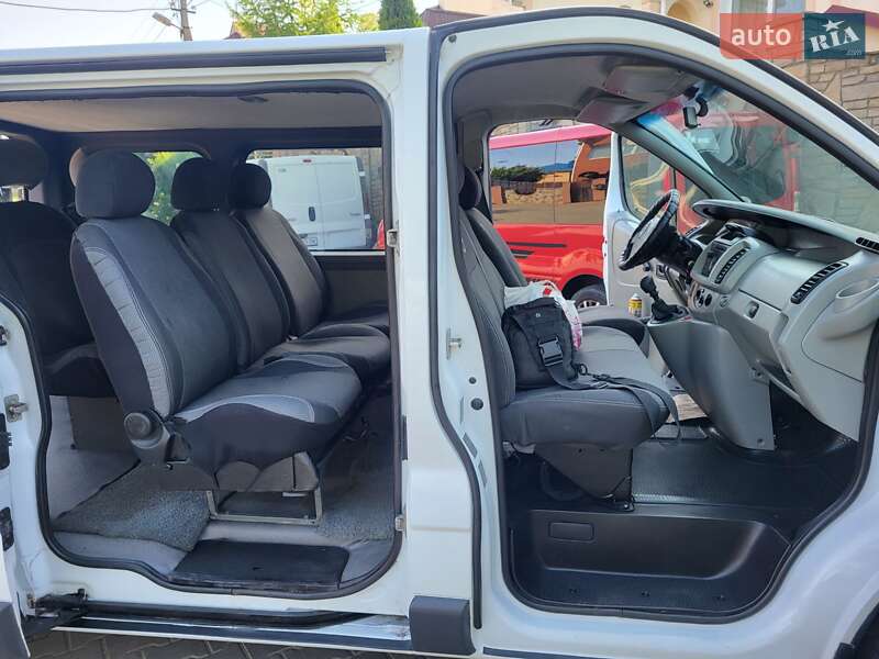 Мінівен Opel Vivaro 2002 в Хмельницькому