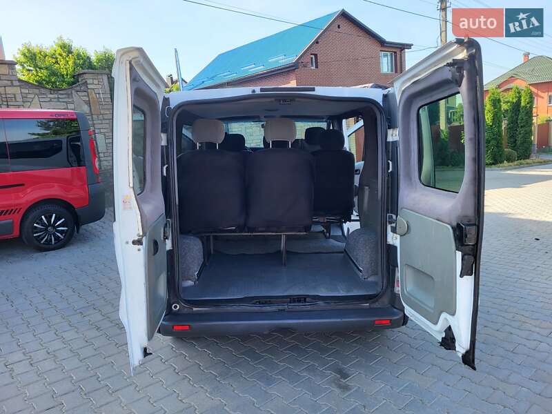Мінівен Opel Vivaro 2002 в Хмельницькому