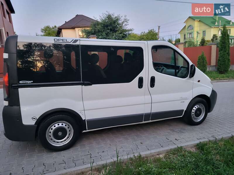 Мінівен Opel Vivaro 2002 в Хмельницькому