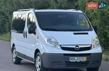 Минивэн Opel Vivaro 2014 в Ровно