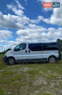 Минивэн Opel Vivaro 2005 в Дроздыни