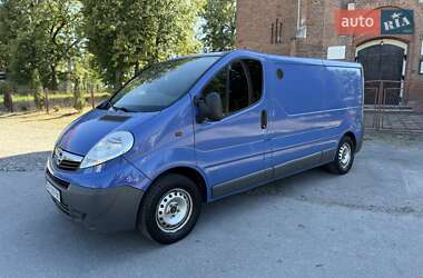 Вантажний фургон Opel Vivaro 2010 в Івано-Франківську