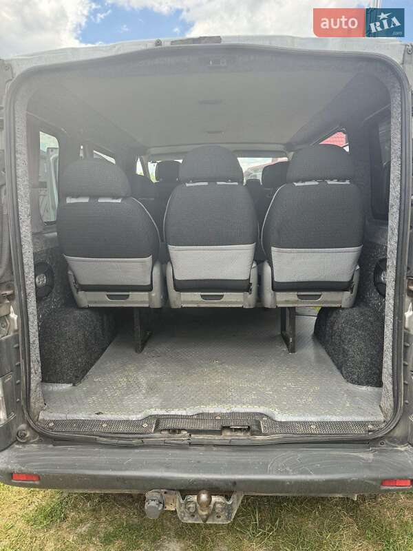 Минивэн Opel Vivaro 2005 в Рокитном