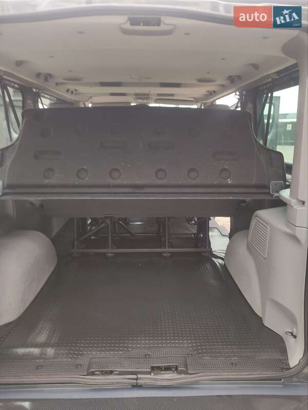 Минивэн Opel Vivaro 2010 в Львове