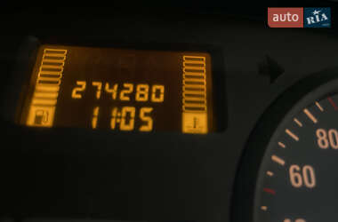 Минивэн Opel Vivaro 2009 в 