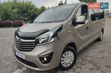 Мінівен Opel Vivaro 2018 в Дубні