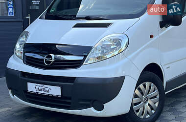 Вантажний фургон Opel Vivaro 2014 в 
