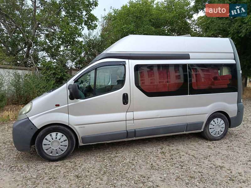 Дом на колесах Opel Vivaro 2004 в Одессе
