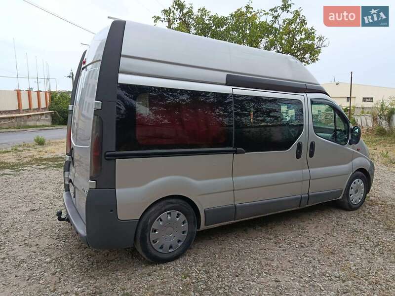 Дом на колесах Opel Vivaro 2004 в Одессе