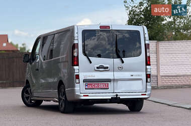 Мінівен Opel Vivaro 2015 в 