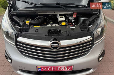 Мінівен Opel Vivaro 2015 в 