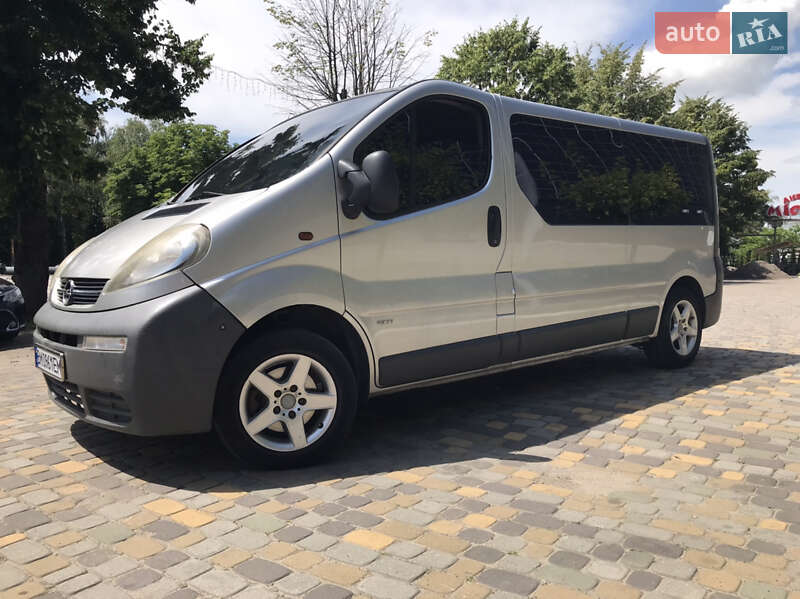Минивэн Opel Vivaro 2006 в Луцке