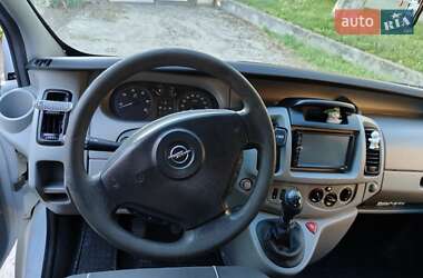 Минивэн Opel Vivaro 2002 в 
