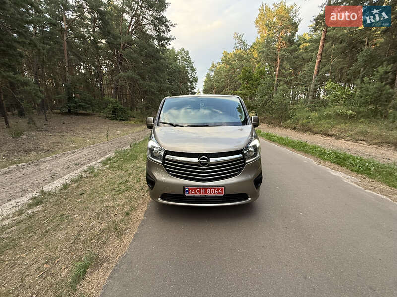 Минивэн Opel Vivaro 2018 в Киеве