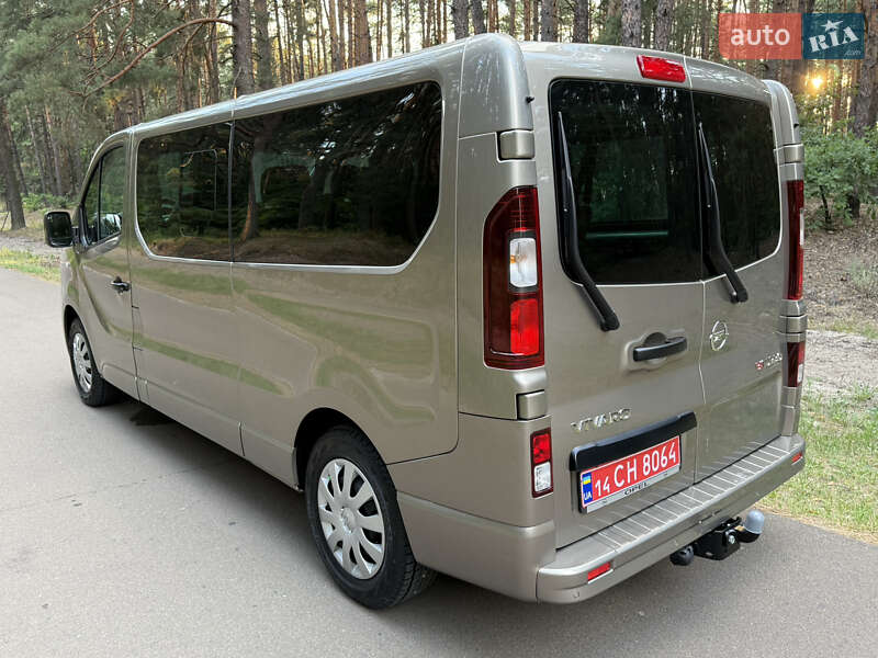 Минивэн Opel Vivaro 2018 в Киеве