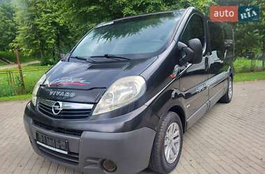 Минивэн Opel Vivaro 2007 в 