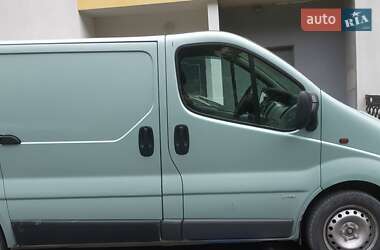 Вантажний фургон Opel Vivaro 2002 в Тернополі