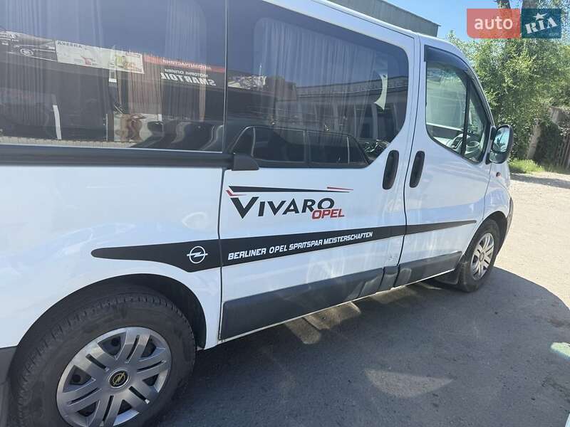 Минивэн Opel Vivaro 2006 в Днепре