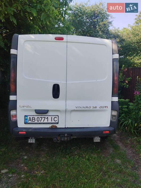 Минивэн Opel Vivaro 2004 в Виннице