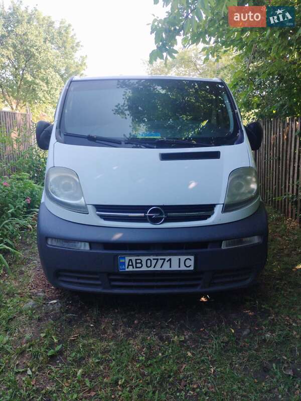 Минивэн Opel Vivaro 2004 в Виннице