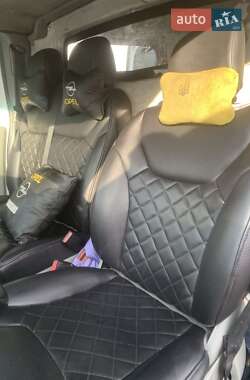 Минивэн Opel Vivaro 2006 в 