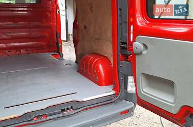 Вантажний фургон Opel Vivaro 2014 в 