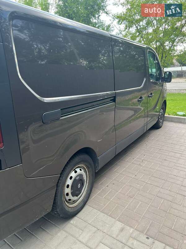 Грузовой фургон Opel Vivaro 2016 в Днепре