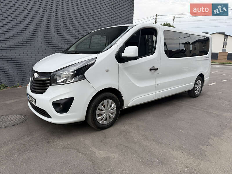 Мінівен Opel Vivaro 2016 в 