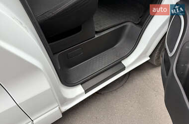 Мінівен Opel Vivaro 2016 в 