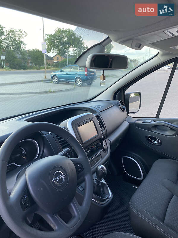 Минивэн Opel Vivaro 2014 в Луцке фото 17 Минивэн Opel Vivaro 2014 в Луцке