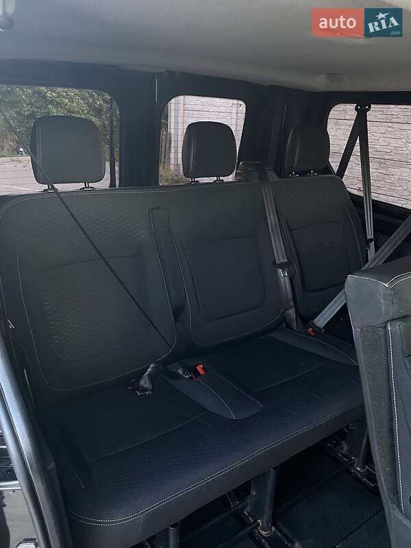 Минивэн Opel Vivaro 2014 в Луцке фото 27 Минивэн Opel Vivaro 2014 в Луцке
