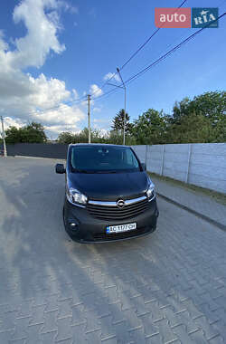 Минивэн Opel Vivaro 2014 в 