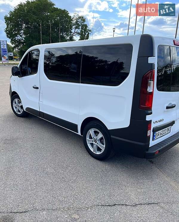 Минивэн Opel Vivaro 2006 в Кропивницком