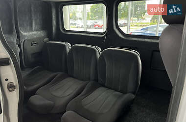 Минивэн Opel Vivaro 2003 в 