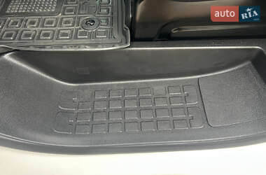 Вантажний фургон Opel Vivaro 2020 в Києві