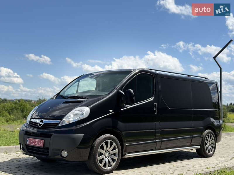 Opel Vivaro 2014