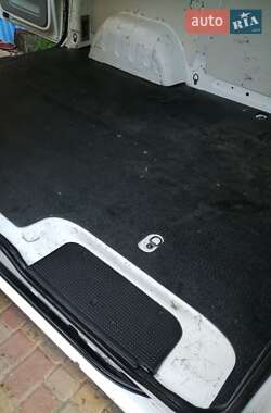 Грузовой фургон Opel Vivaro 2011 в 