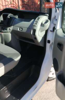 Грузовой фургон Opel Vivaro 2011 в 