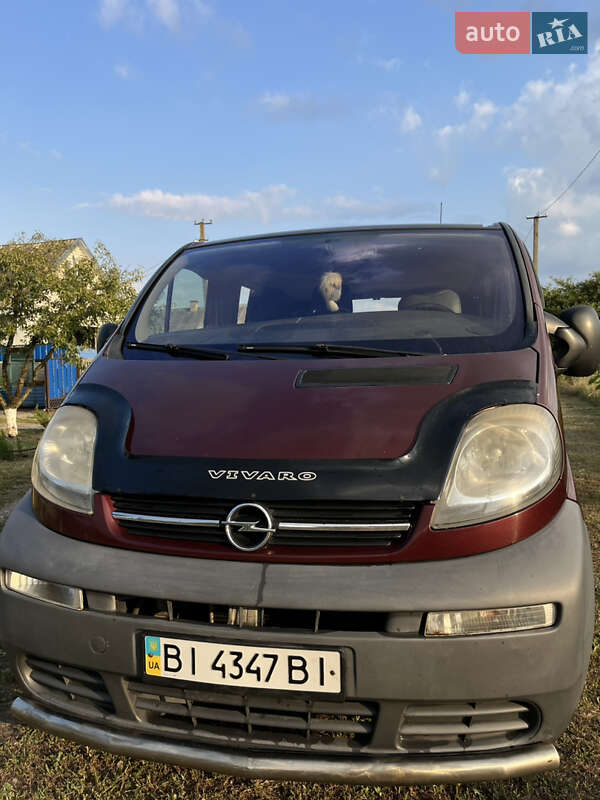 Минивэн Opel Vivaro 2003 в 